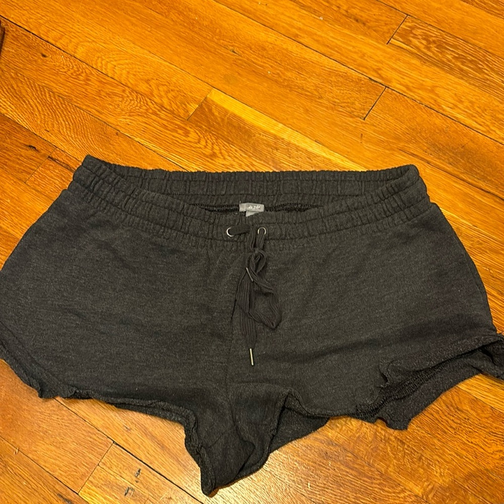 Aerie Flowy Lounge Grey shorts